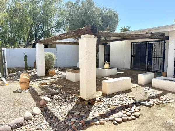 $395,000 | 1032 East Laguna Drive, Tempe, AZ 85282
