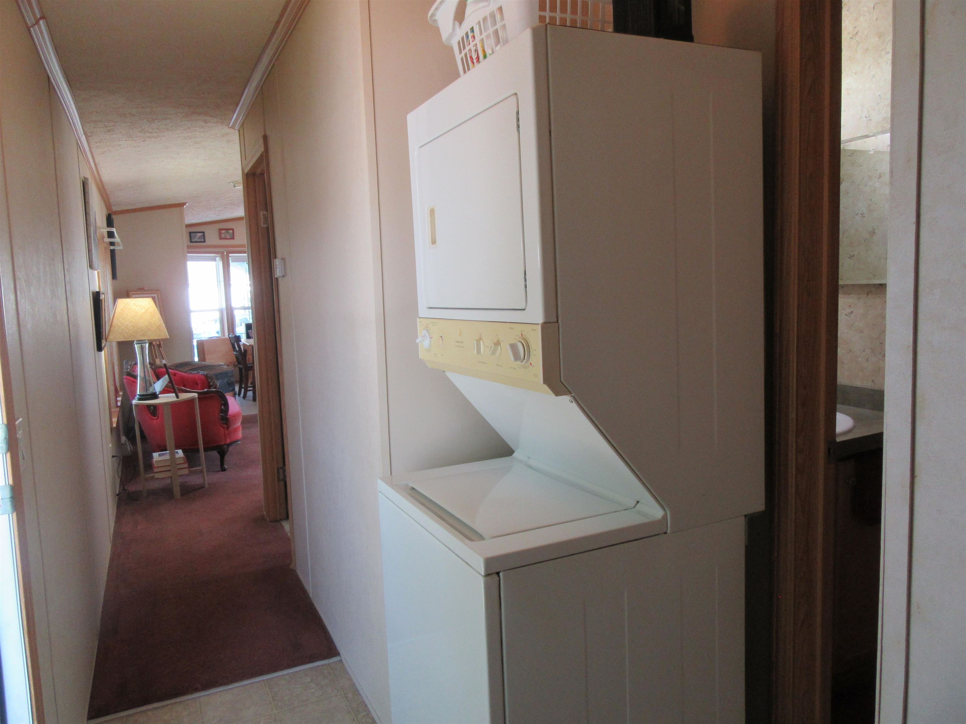 40 Hampton Road, Unit C10 Exeter, NH 03833 - Photo 15 of 27