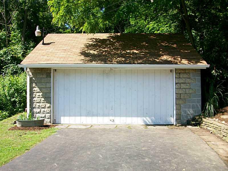 246 Universal Road Penn Hills, PA 15235 - Photo 18 of 18 Parking Lot/Garage.