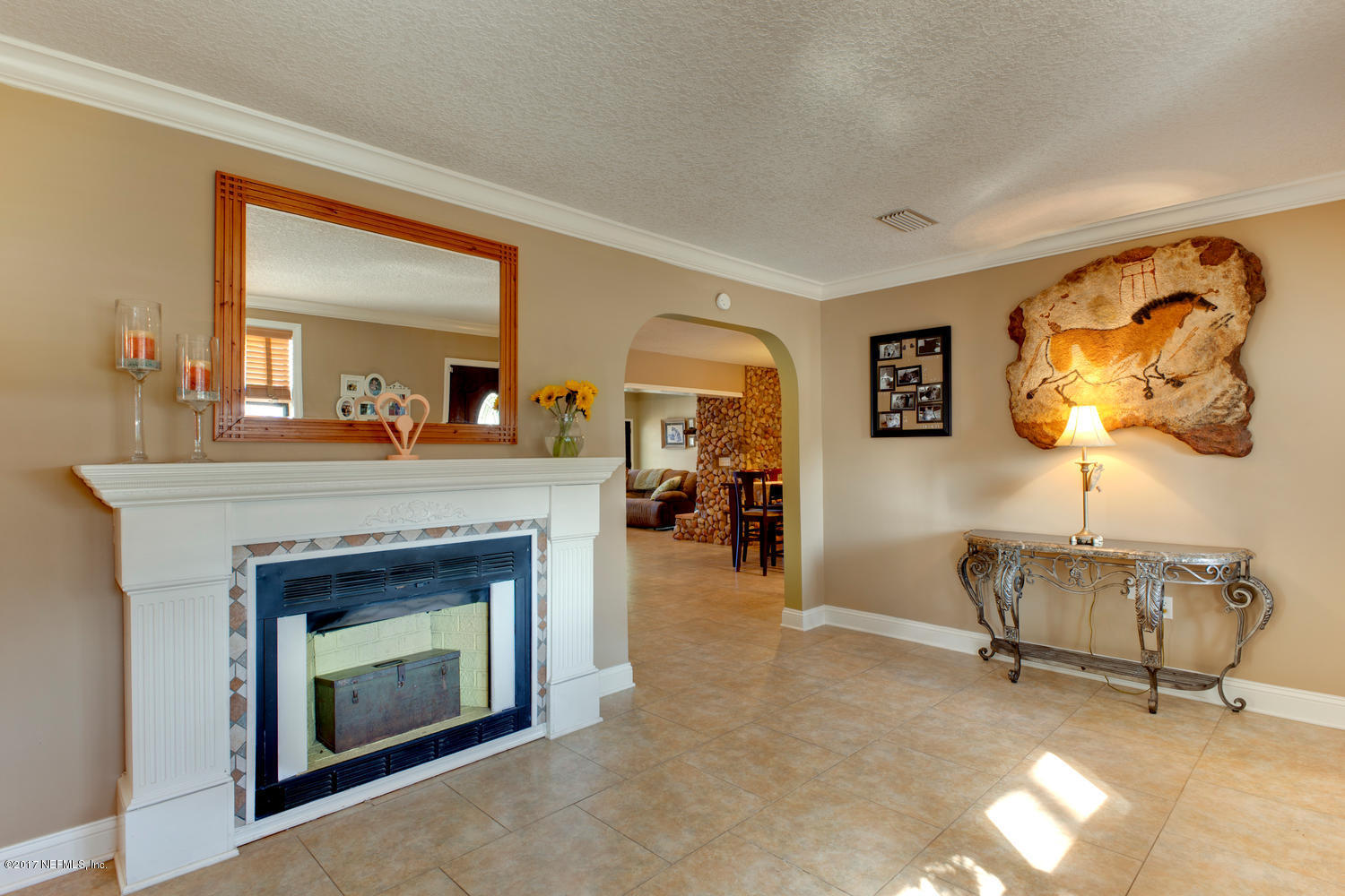 566 Bay Ridge Road Jacksonville, FL 32216 - Photo 7 of 46 fireplace in entry