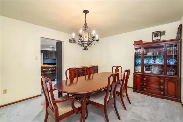 $600,000 | 124 Oak Lane, Mars, PA 16046