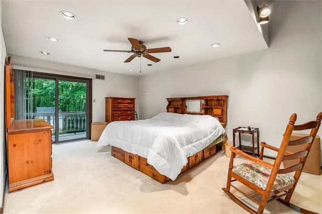 $715,000 | 124 Oak Lane, Mars, PA 16046