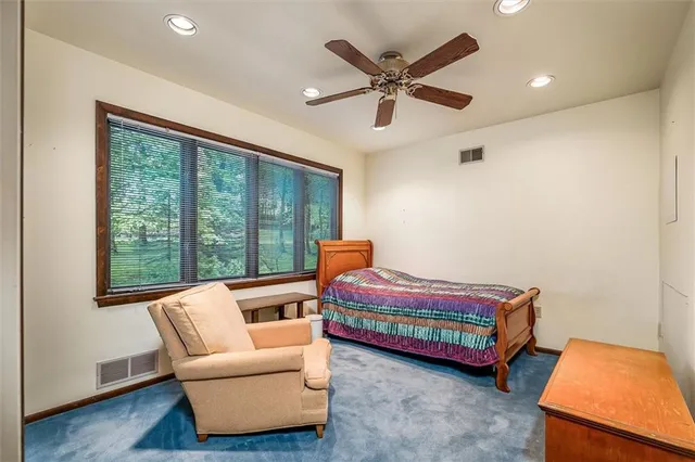 $715,000 | 124 Oak Lane, Mars, PA 16046