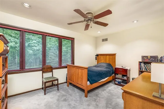 $715,000 | 124 Oak Lane, Mars, PA 16046