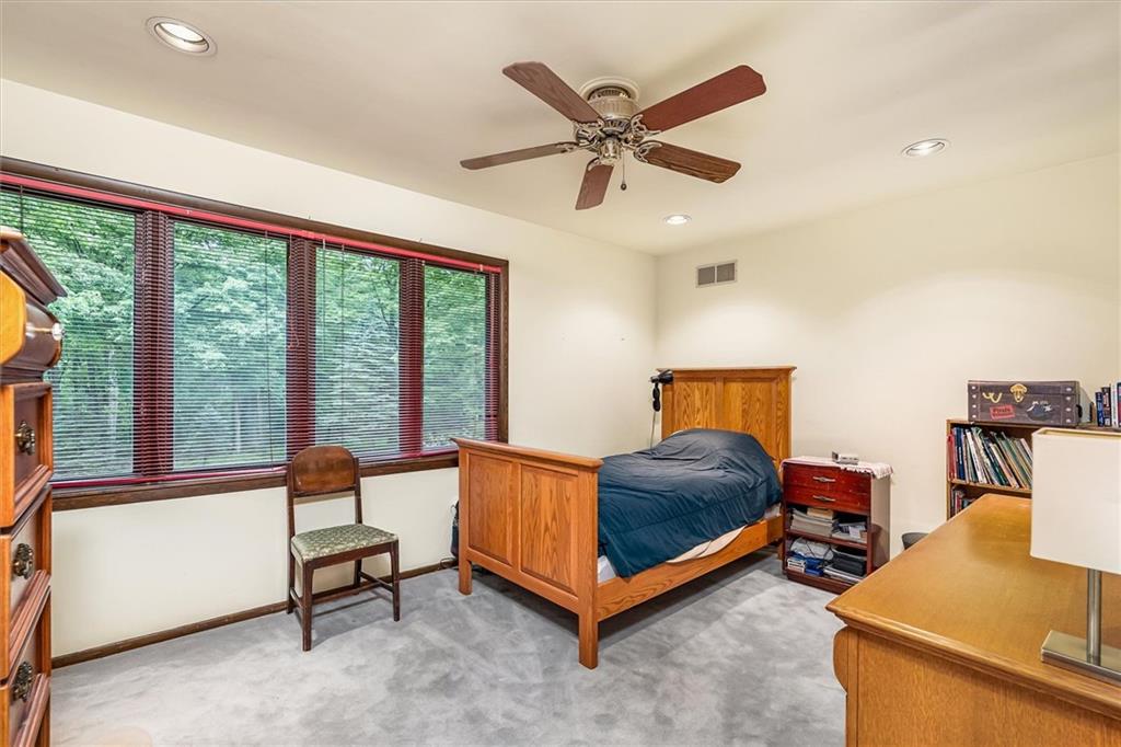 124 Oak Lane Mars, PA 16046 - Photo 20 of 43