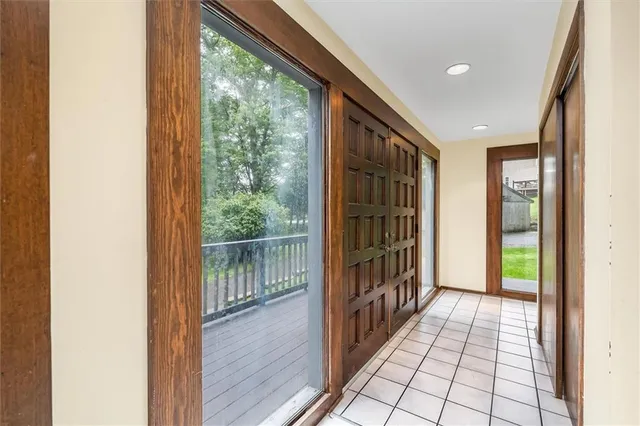 $715,000 | 124 Oak Lane, Mars, PA 16046