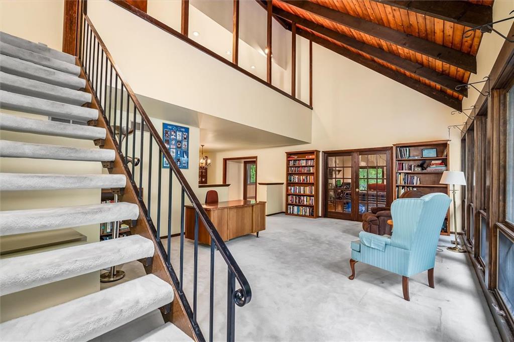 124 Oak Lane Mars, PA 16046 - Photo 3 of 43