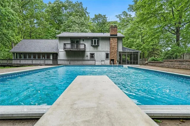 $715,000 | 124 Oak Lane, Mars, PA 16046