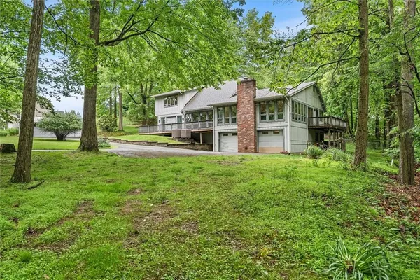 $600,000 | 124 Oak Lane, Mars, PA 16046