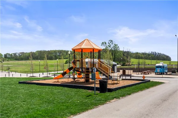 $425,000 | 23513 East 11th Street South, Independence, MO 64056