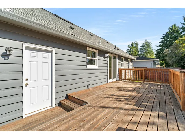 $430,000 | 11330 Northeast Glisan Street, Portland, OR 97220