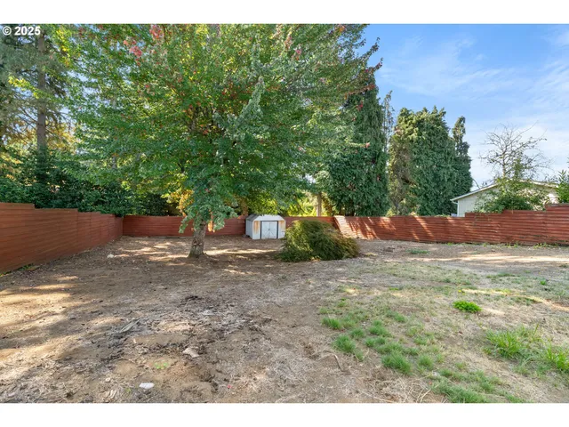 $430,000 | 11330 Northeast Glisan Street, Portland, OR 97220