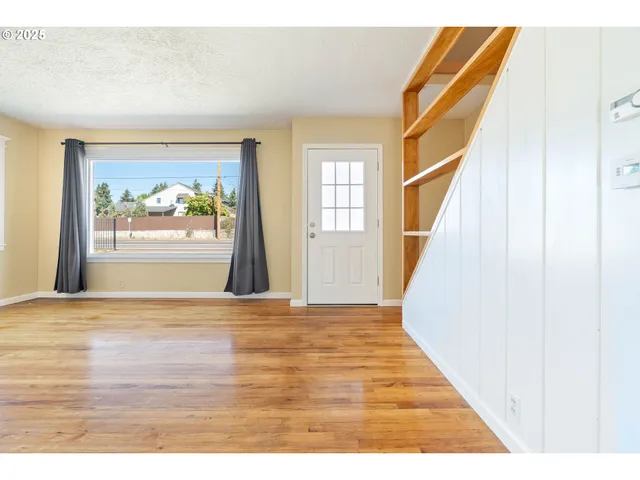 $430,000 | 11330 Northeast Glisan Street, Portland, OR 97220