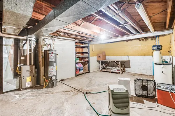 $224,900 | 860 South Keel Ridge Road, Hermitage, PA 16148