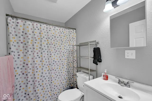 $177,000 | 608 East Chaney Street, Sullivan, IN 47882