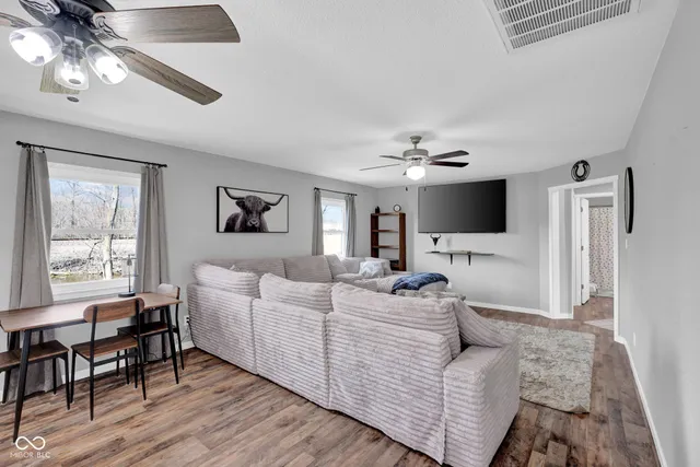 $177,000 | 608 East Chaney Street, Sullivan, IN 47882