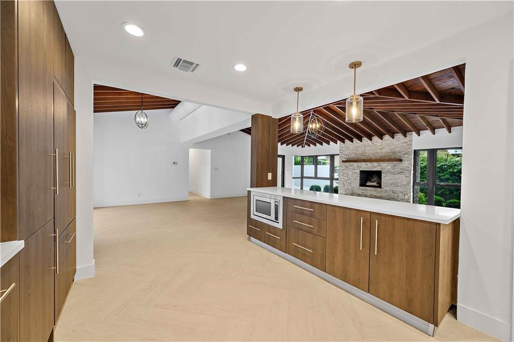 2201 Intracoastal Drive Fort Lauderdale, FL 33305 - Photo 12 of 35 a view of a house with a kitchen and a window