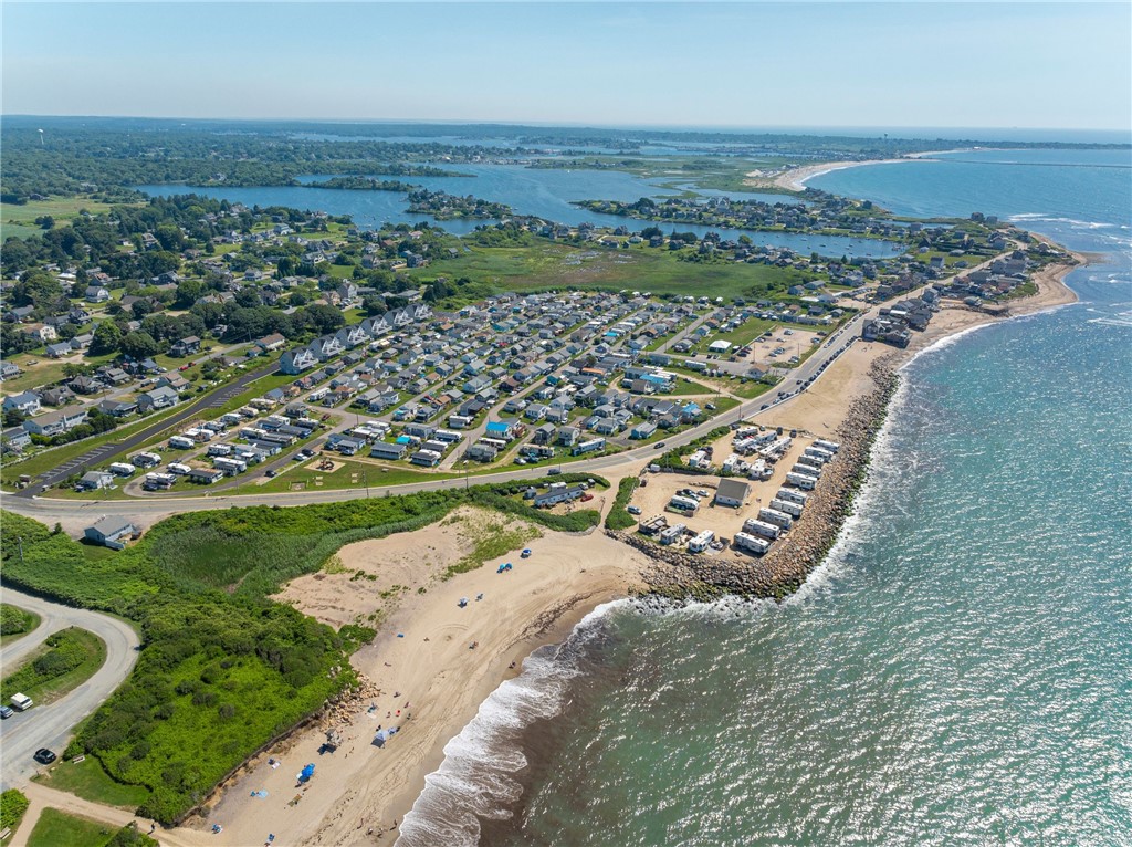 27 Holden Road South Kingstown, RI 02879 - Photo 4 of 28