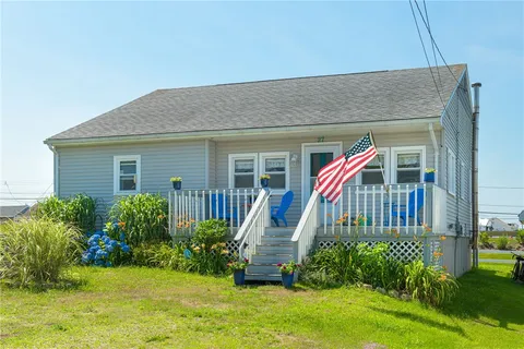 $739,000 | 27 Holden Road, South Kingstown, RI 02879