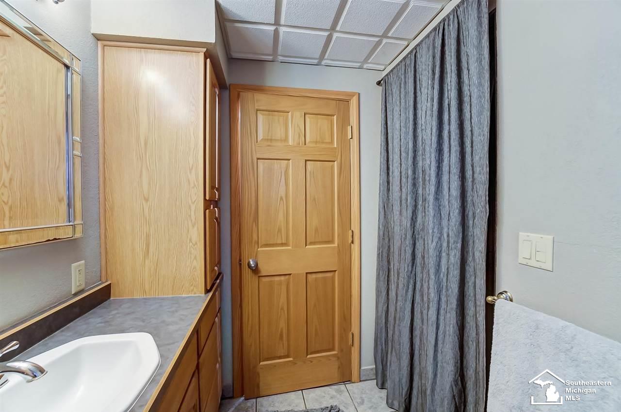 11178 Jackman Road Temperance, MI 48182 - Photo 36 of 63 Gallery Image 36