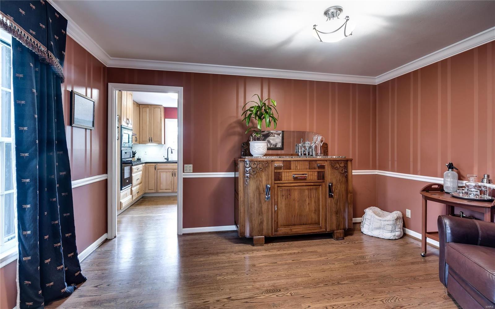 512 High Meadow Road Frontenac, MO 63131 - Photo 9 of 36 Gallery Image 9