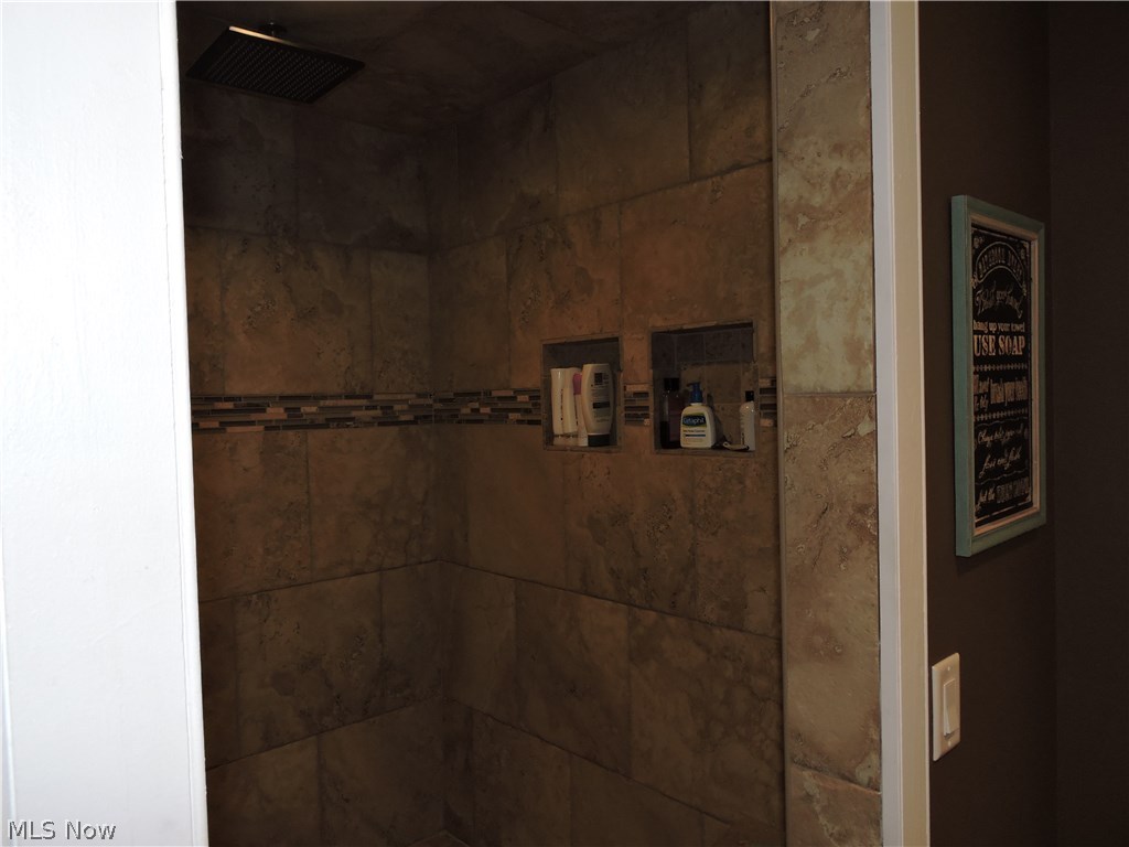 3598 East South Range Road New Springfield, OH 44443 - Photo 18 of 27