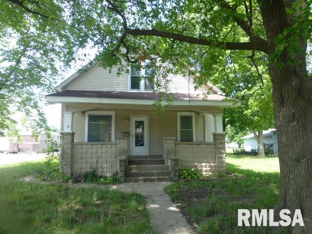 121 East Fortune Street Virden, IL 62690 - Photo 1 of 24