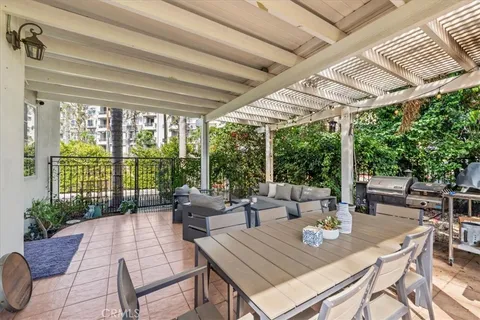 $13,000 | 1020 Harbor Crossing Lane, Marina del Rey, CA 90292
