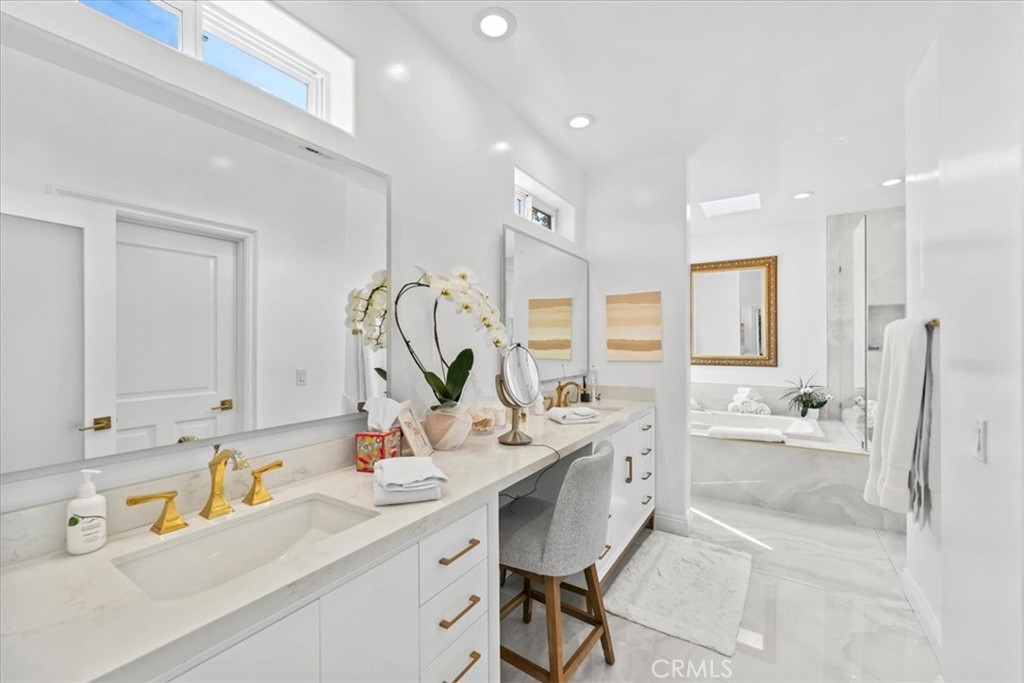 1020 Harbor Crossing Lane Marina del Rey, CA 90292 - Photo 24 of 54