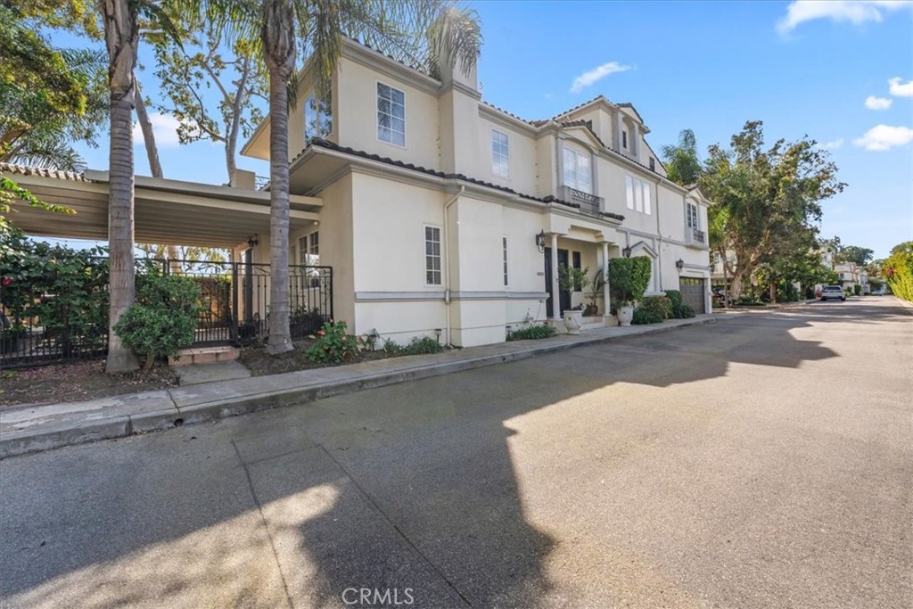 1020 Harbor Crossing Lane Marina del Rey, CA 90292 - Photo 47 of 54