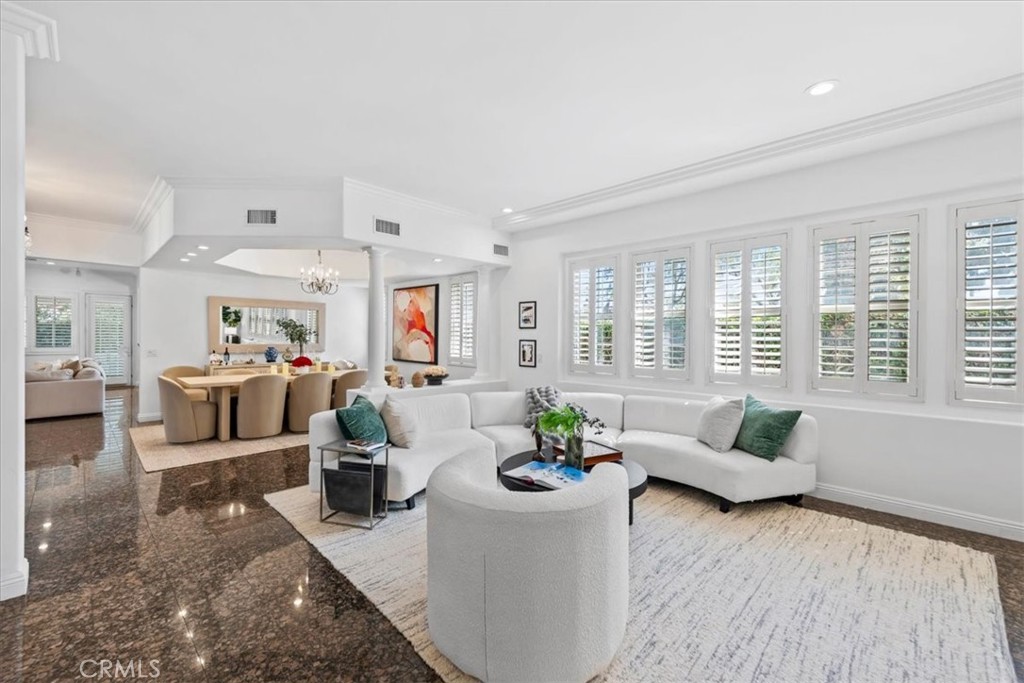 1020 Harbor Crossing Lane Marina del Rey, CA 90292 - Photo 6 of 54