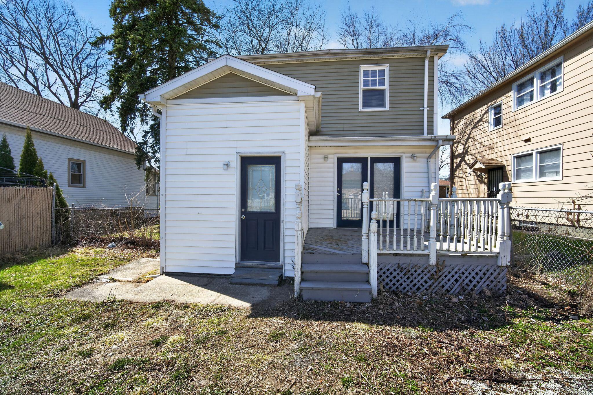 5734 North 37th Street Milwaukee, WI 53209 - Photo 28 of 30 03_5734_N_37th_St_Milwaukee_WI_53209-Ext