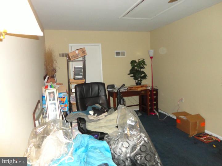 206 Locust Lane Exton, PA 19341 - Photo 6 of 11 Gallery Image 6