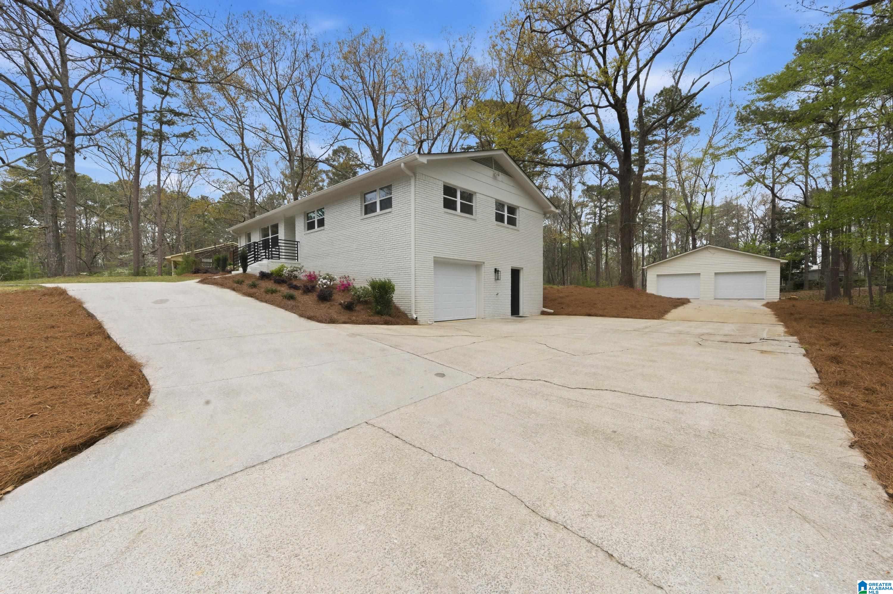 5676 Rex Lake Circle Leeds, AL 35094 - Photo 42 of 47