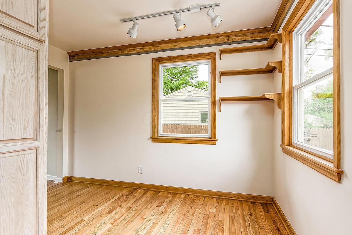 2242 Nottingham Road Columbus, OH 43221 - Photo 11 of 35 Gallery Image 11