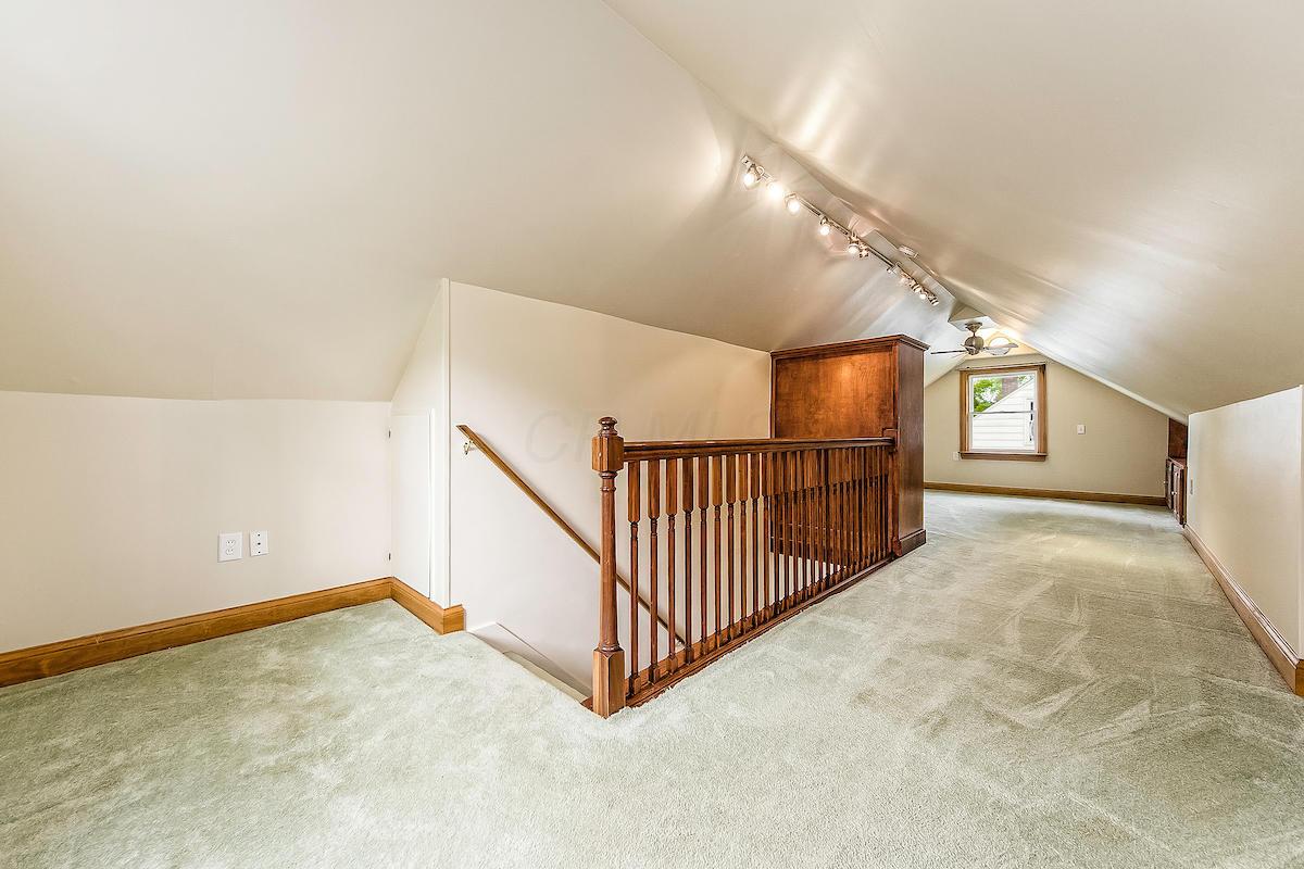 2242 Nottingham Road Columbus, OH 43221 - Photo 19 of 35 Gallery Image 19