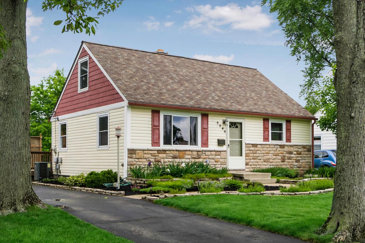 2242 Nottingham Road Columbus, OH 43221 - Photo 3 of 35 Gallery Image 3