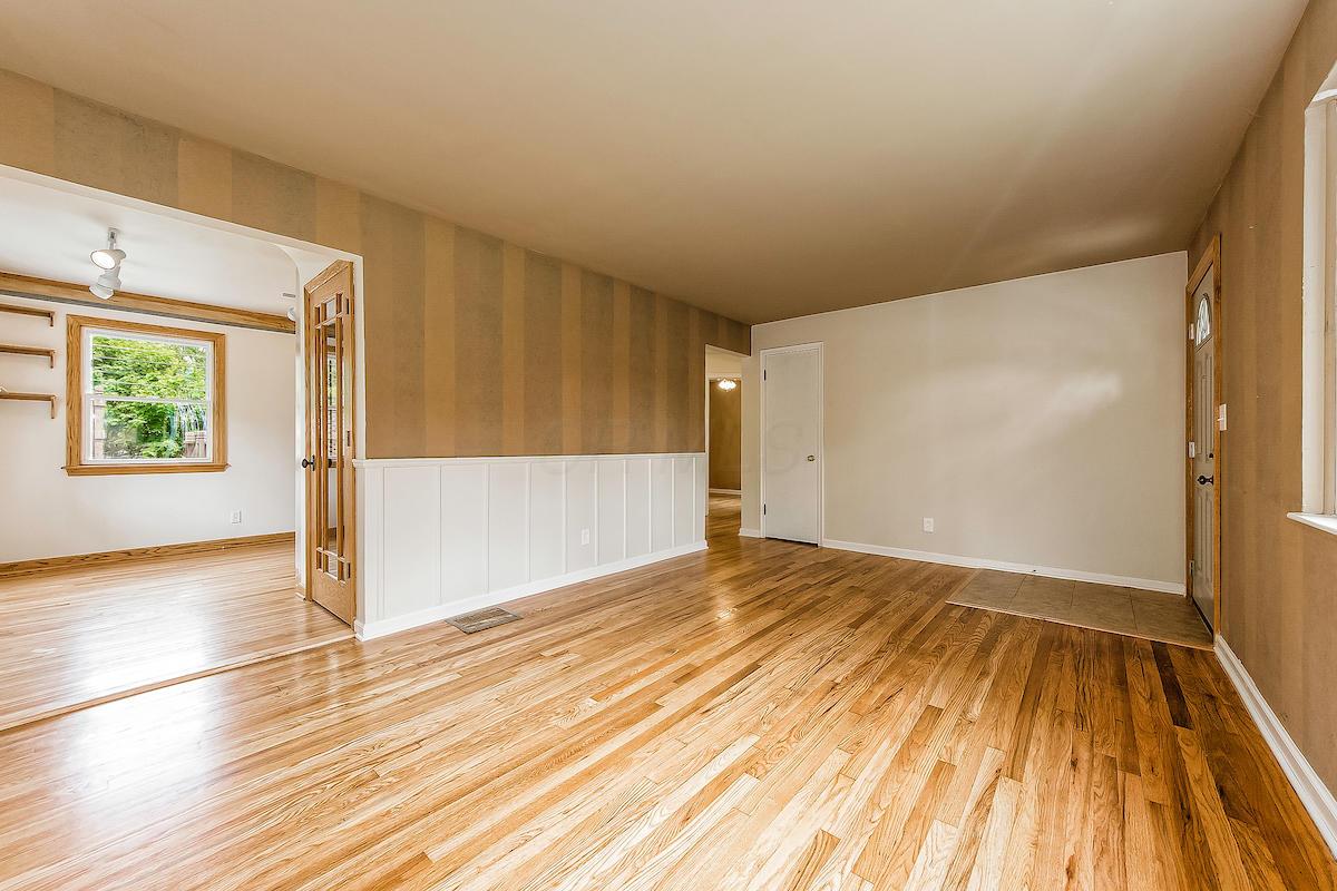 2242 Nottingham Road Columbus, OH 43221 - Photo 5 of 35 Gallery Image 5