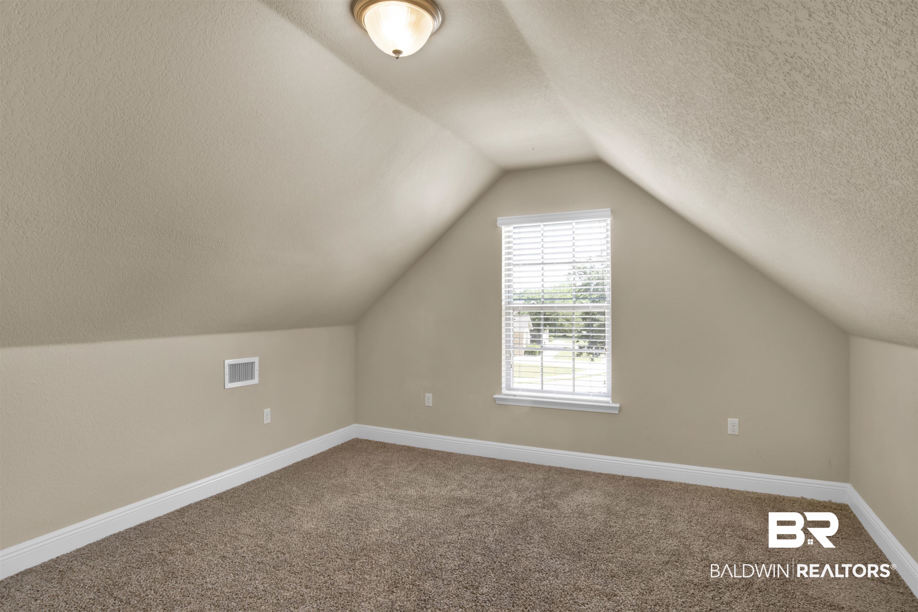 23449 Dundee Circle Foley, AL 36535 - Photo 30 of 39 Bonus Room