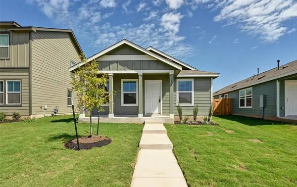 $1,650 | 203 Chapel Beck Drive, Kyle, TX 78640