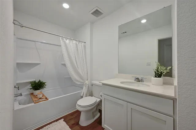 $1,650 | 203 Chapel Beck Drive, Kyle, TX 78640