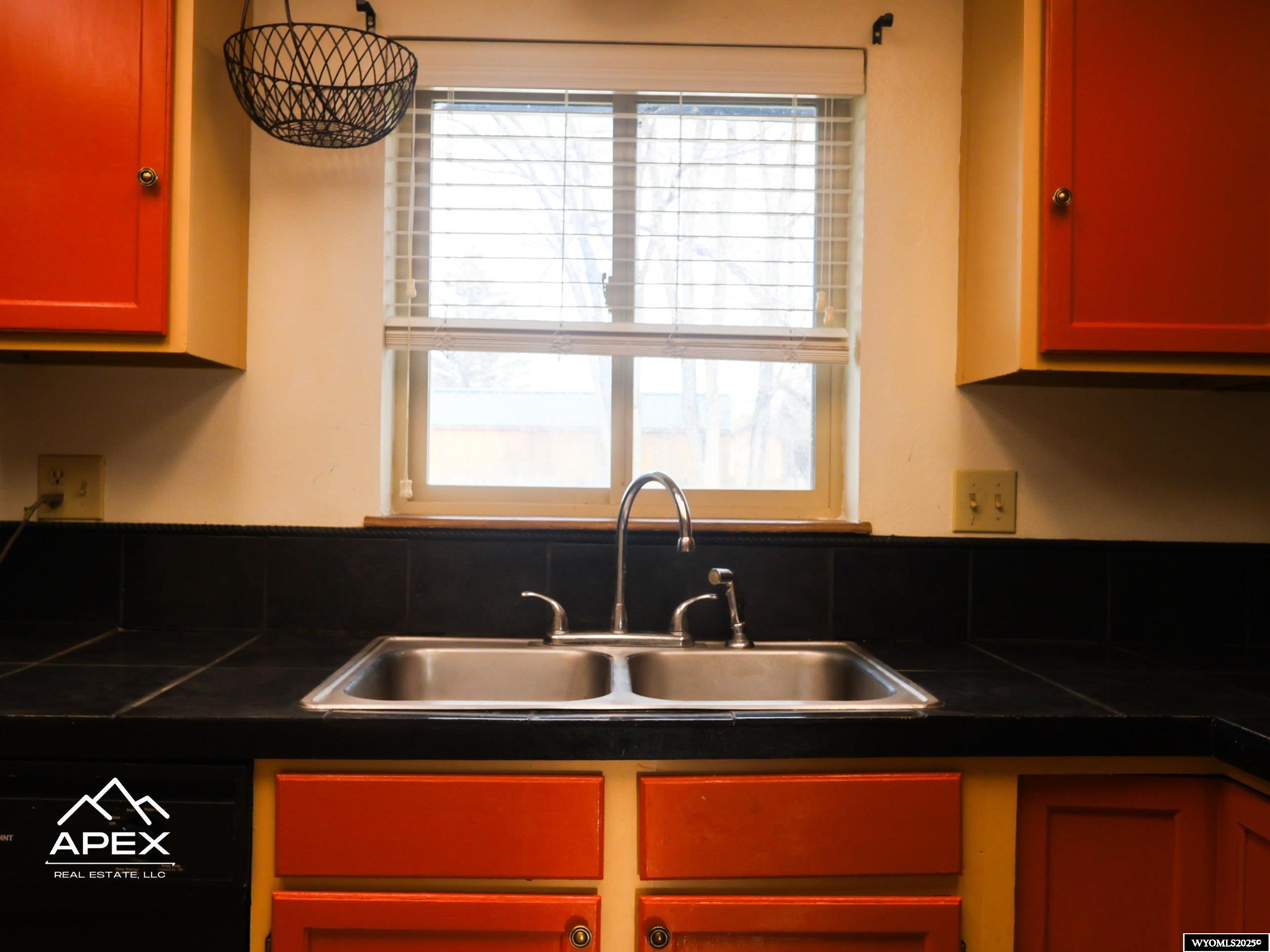 102 Mohawk Court Evanston, WY 82930 - Photo 5 of 20