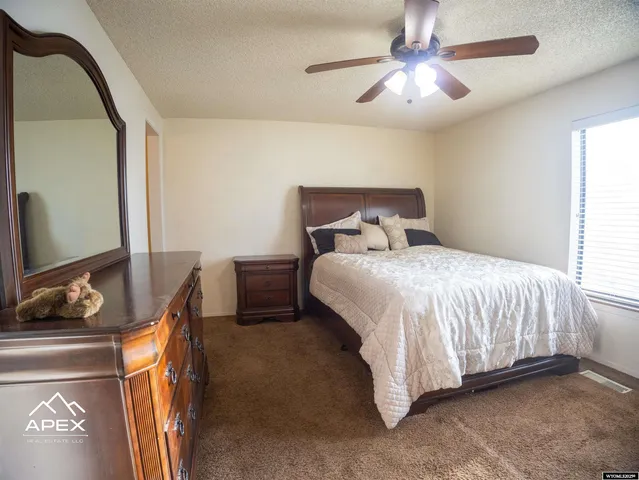 $325,000 | 102 Mohawk Court, Evanston, WY 82930