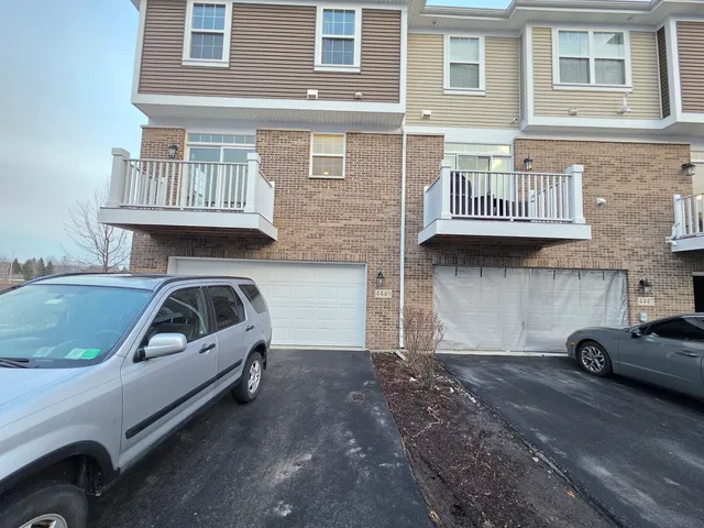 $3,250 | 4449 Monroe Court, Naperville, IL 60564