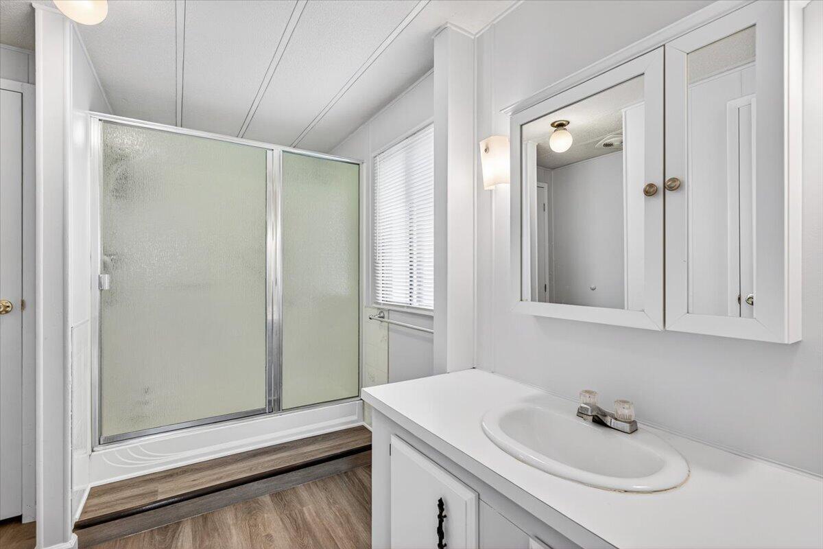 8401 Old Stage Road, Unit 56 Central Point, OR 97502 - Photo 17 of 28