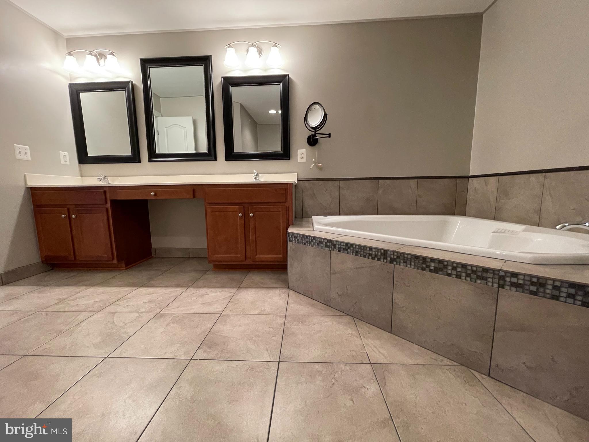 14837 Cloverdale Road Woodbridge, VA 22193 - Photo 18 of 30