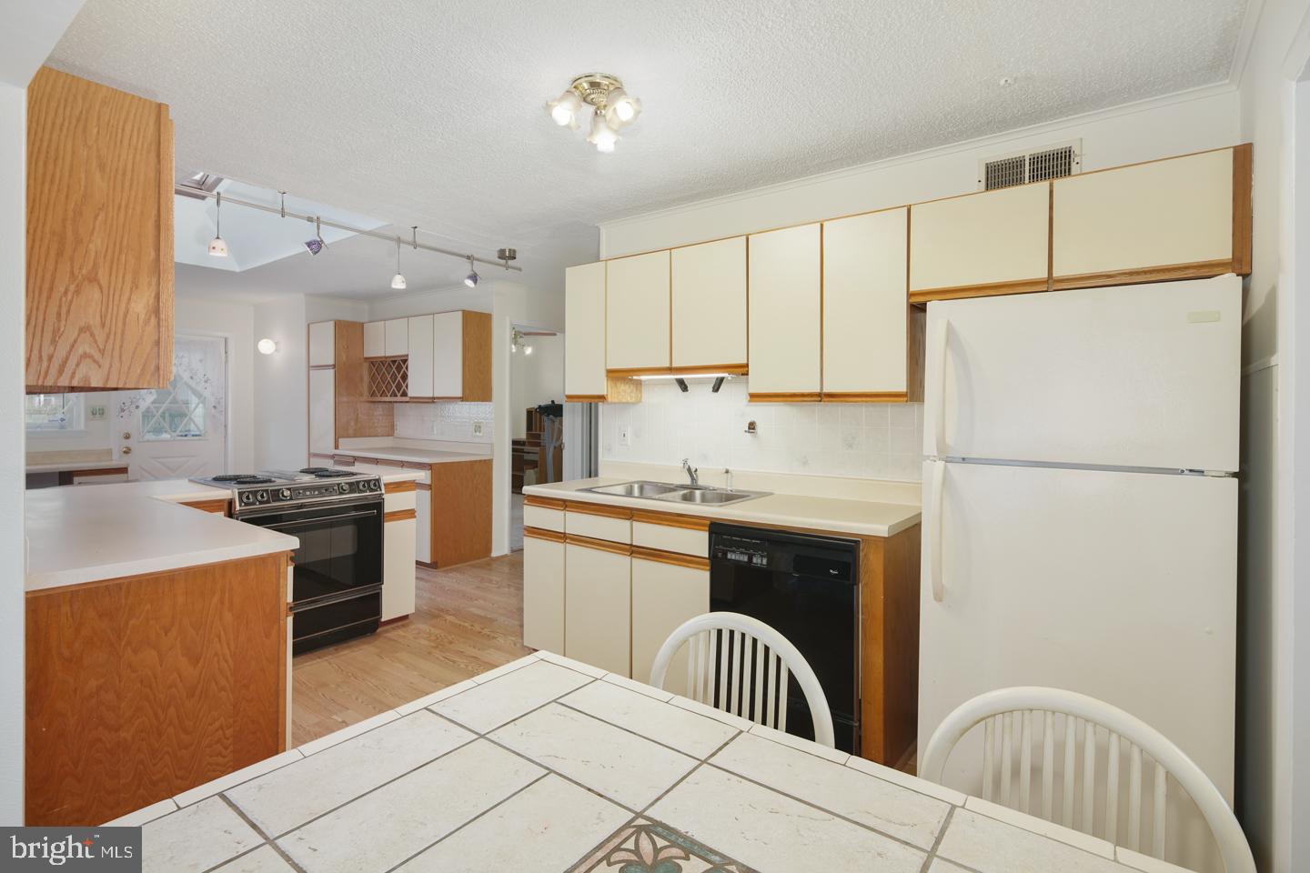 352 Andover Road Fairless Hills, PA 19030 - Photo 9 of 17 Gallery Image 9