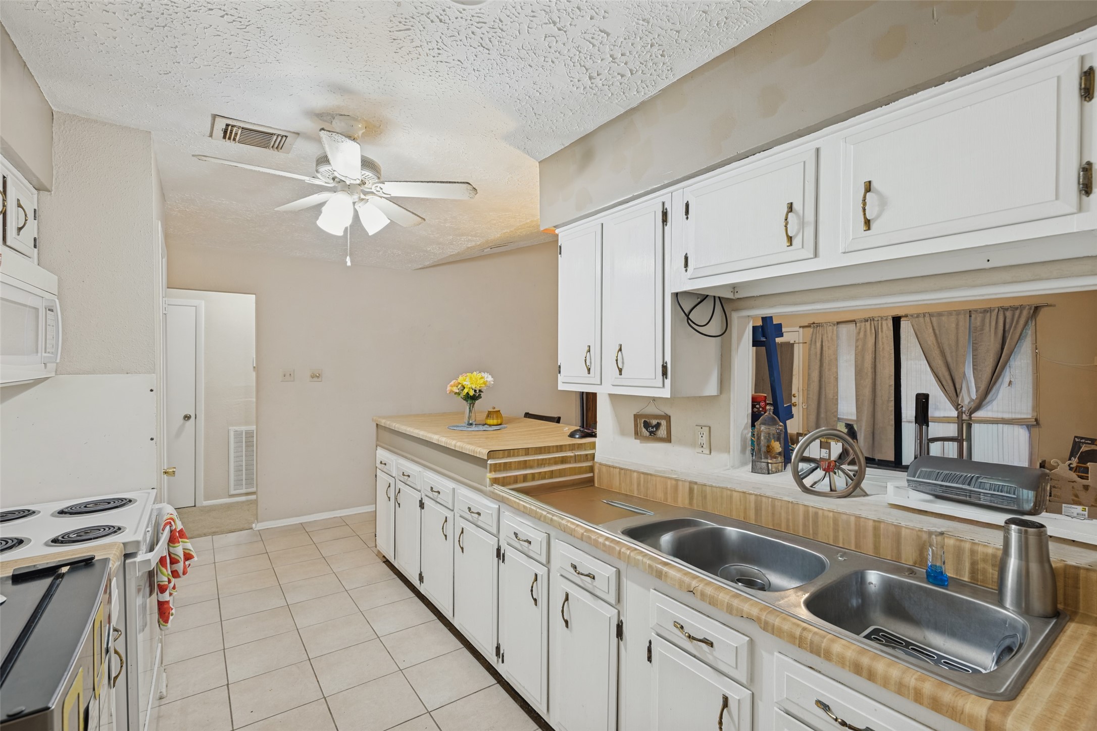 23618 Wintergate Drive Spring, TX 77373 - Photo 8 of 22 Gallery Image 8