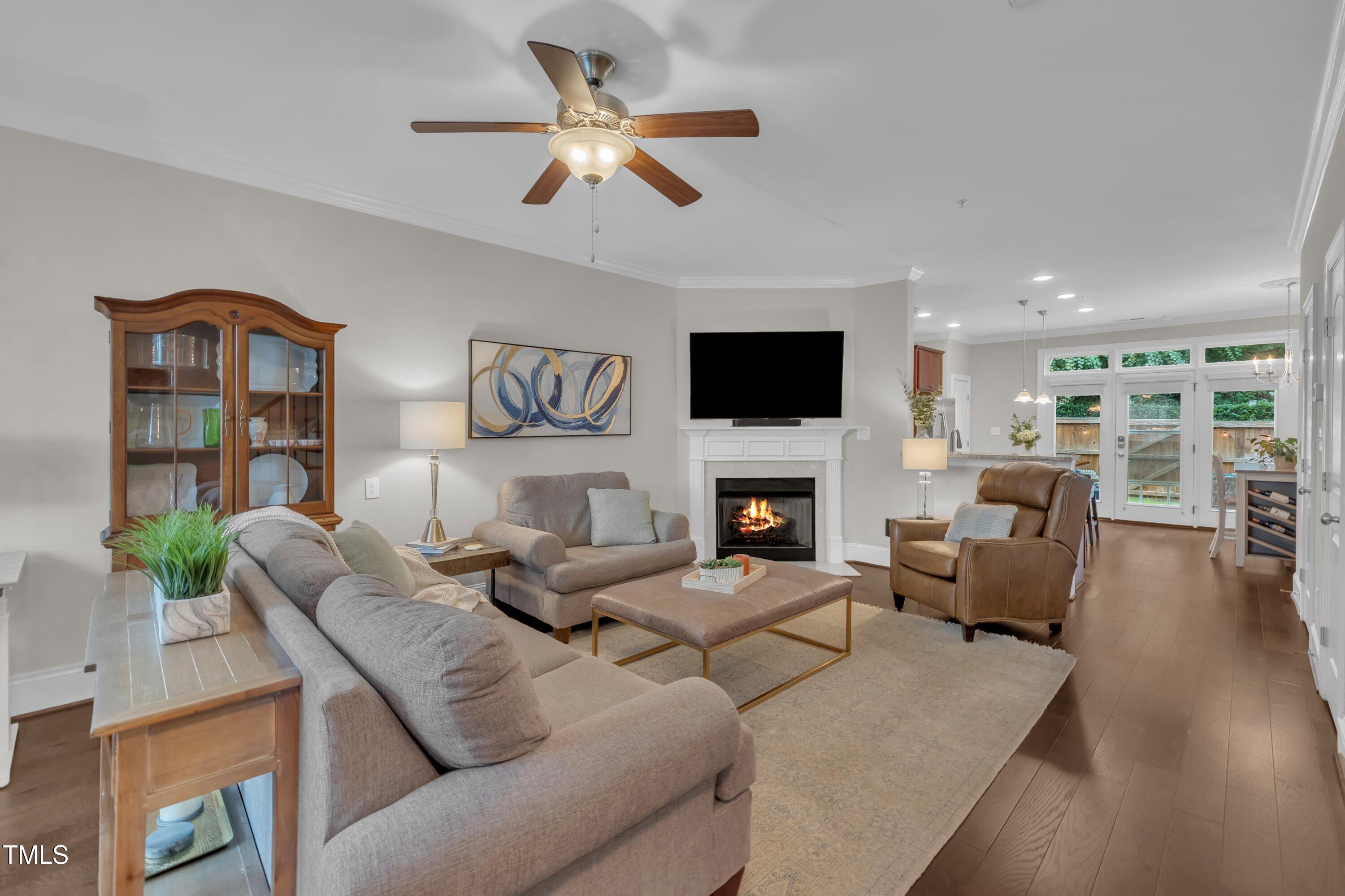 540 Ledbetter Court Raleigh, NC 27608 - Photo 6 of 40 Living Room