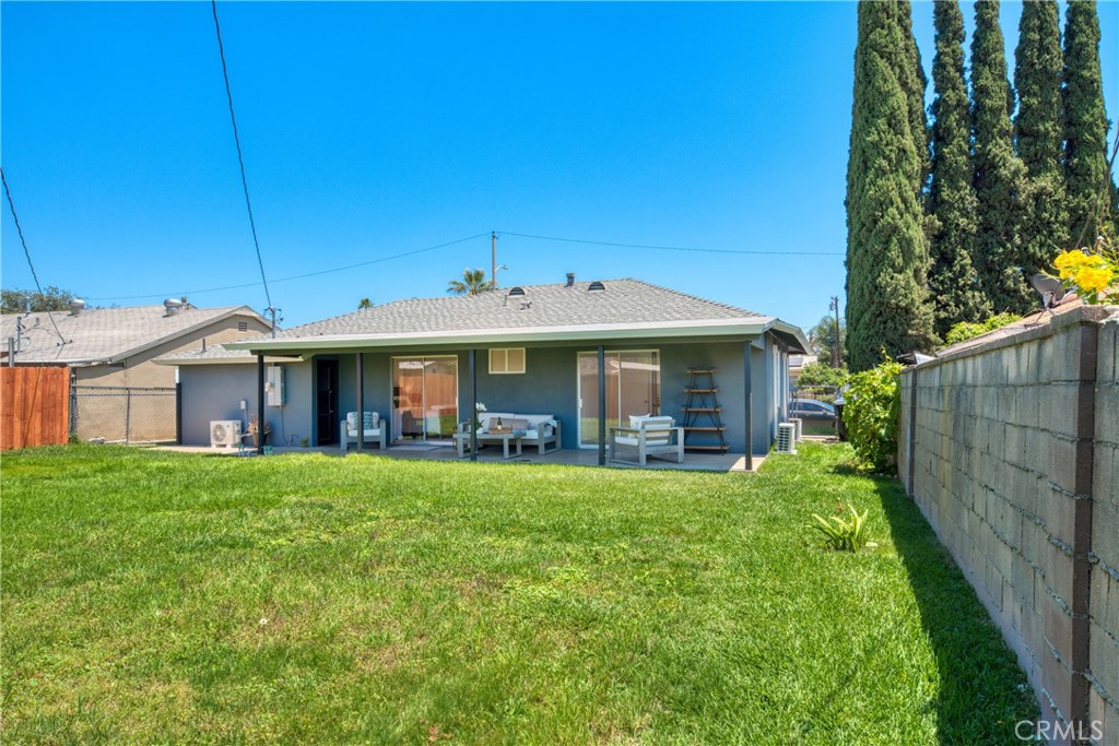 2531 Calmia Road Duarte, CA 91010 - Photo 30 of 30 a front view of a house with a garden and porch